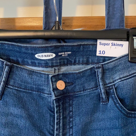 Old Navy Dark Wash NWT - Picture 3 of 5